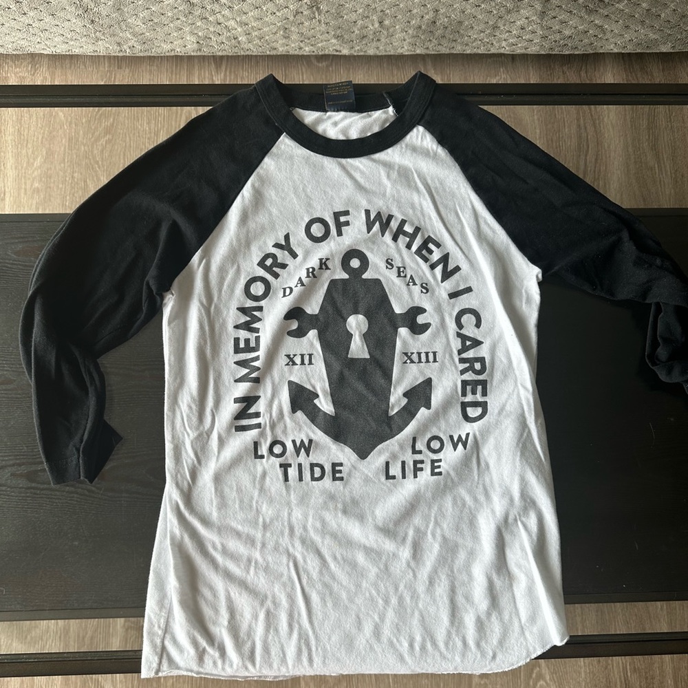Dark Seas 3/4 fitted shirt